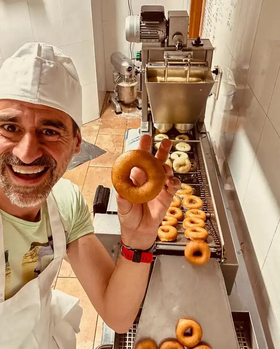 High-Quality Donut Machines and Makers 15 Donut Machine for Restaurant