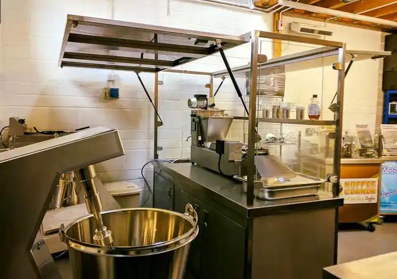 High-Quality Donut Machines and Makers 16 Donut Machine for Cafe
